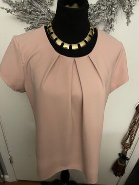 Liz Claiborne Blush Pink Short-Sleeve Pleated Front Top